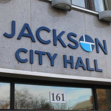 Jackson City Hall sign