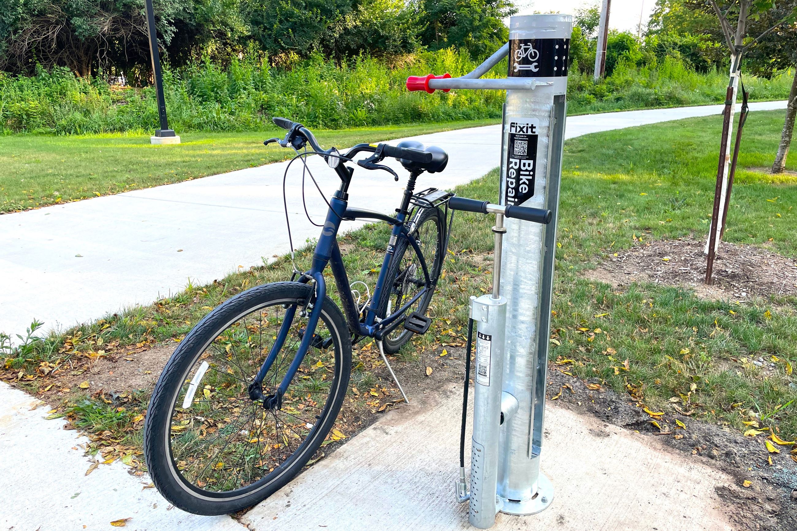 Bike repair station in Jackson Aug. 2024